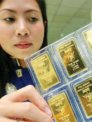 Loạn giá vàng